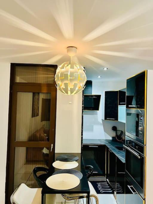 Appartement Moderne Vieille Ville Parking Gratuit Аннесі Екстер'єр фото